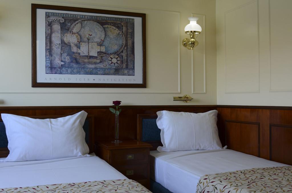 Invicta Ribeira Boat Hotel Porto Eksteriør bilde