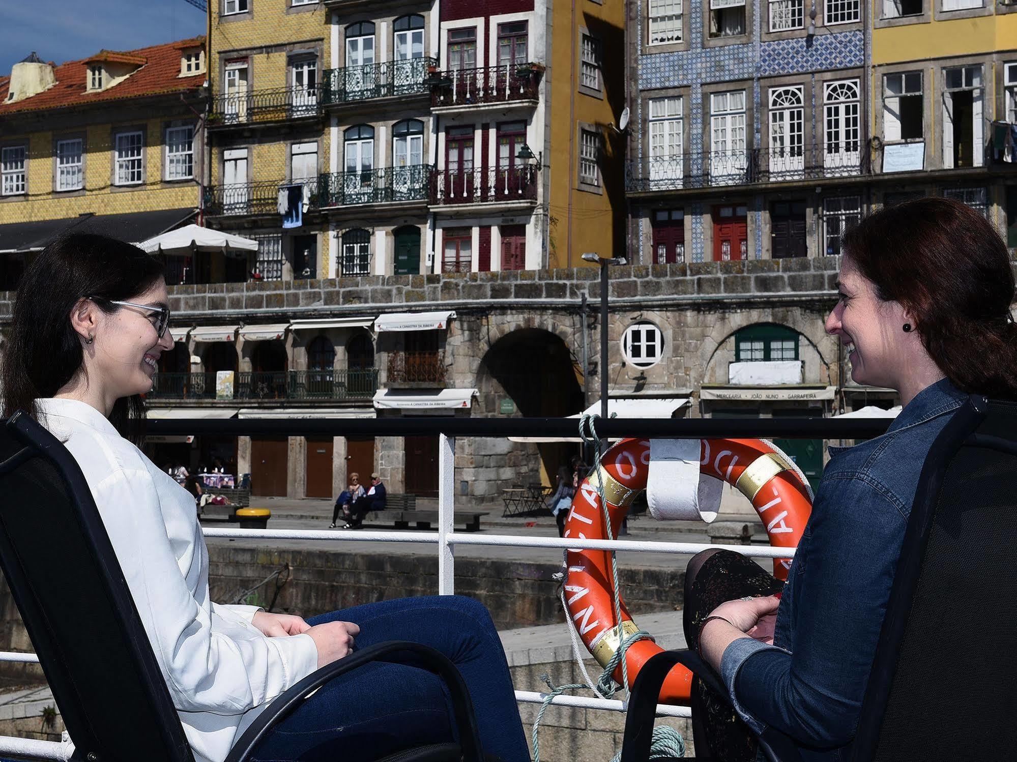 Invicta Ribeira Boat Hotel Porto Eksteriør bilde