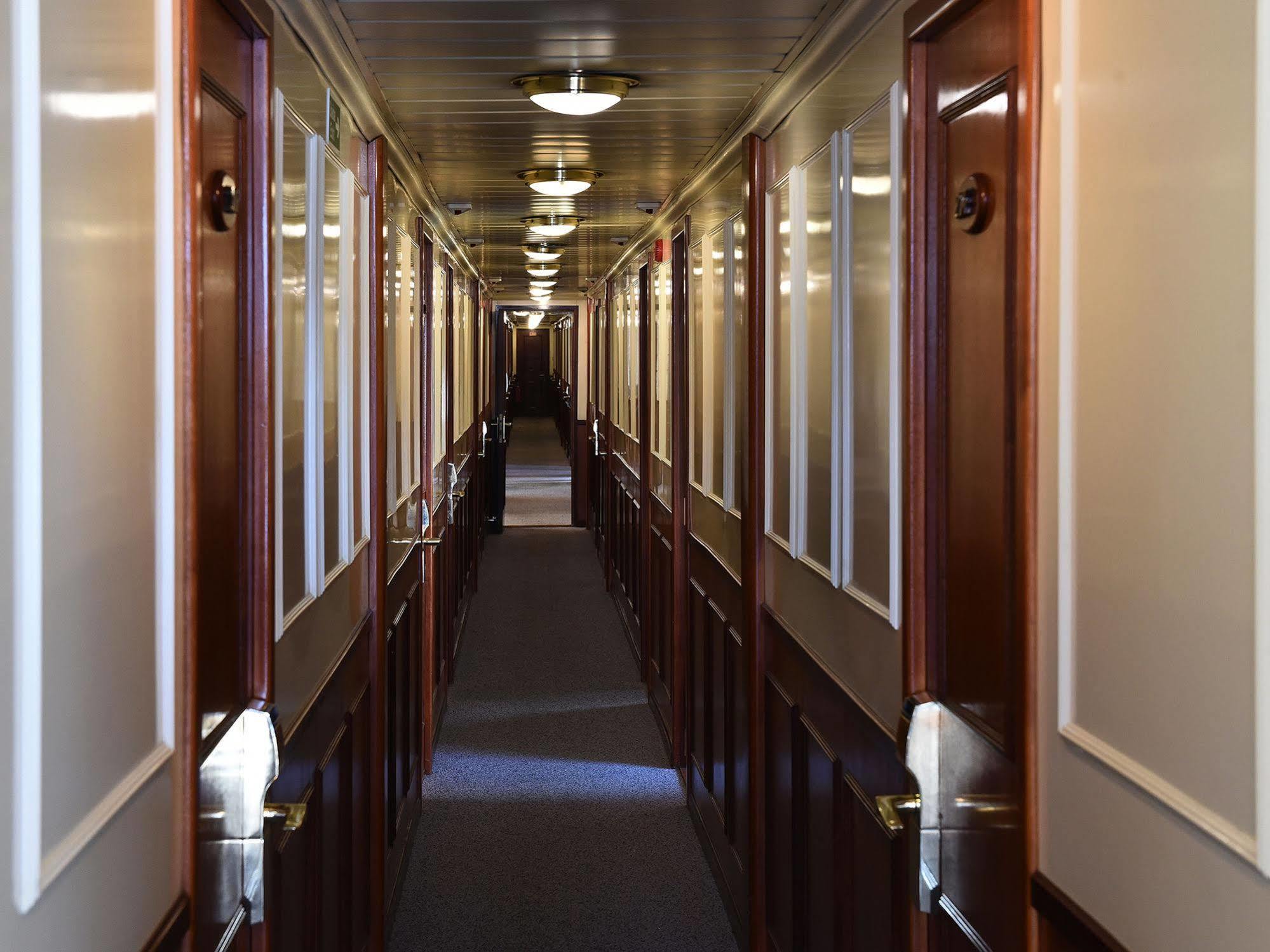 Invicta Ribeira Boat Hotel Porto Eksteriør bilde